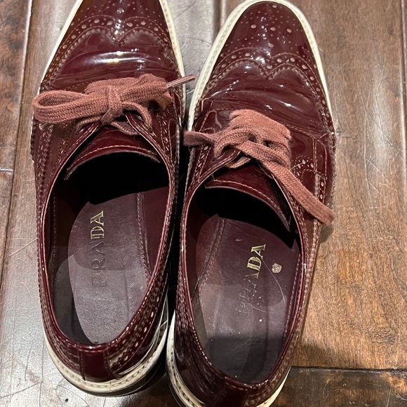 Prada shoes - Picture 2 of 7